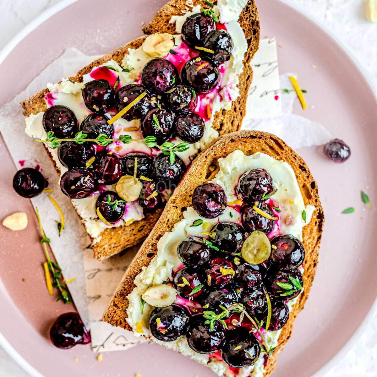 Blueberry toast garnished.