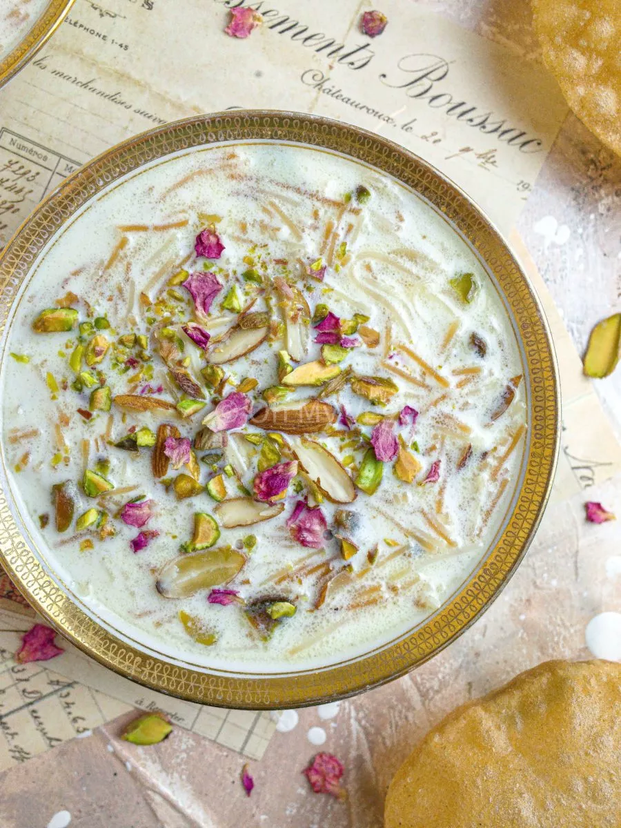 A bowl of seviyan kheer.
