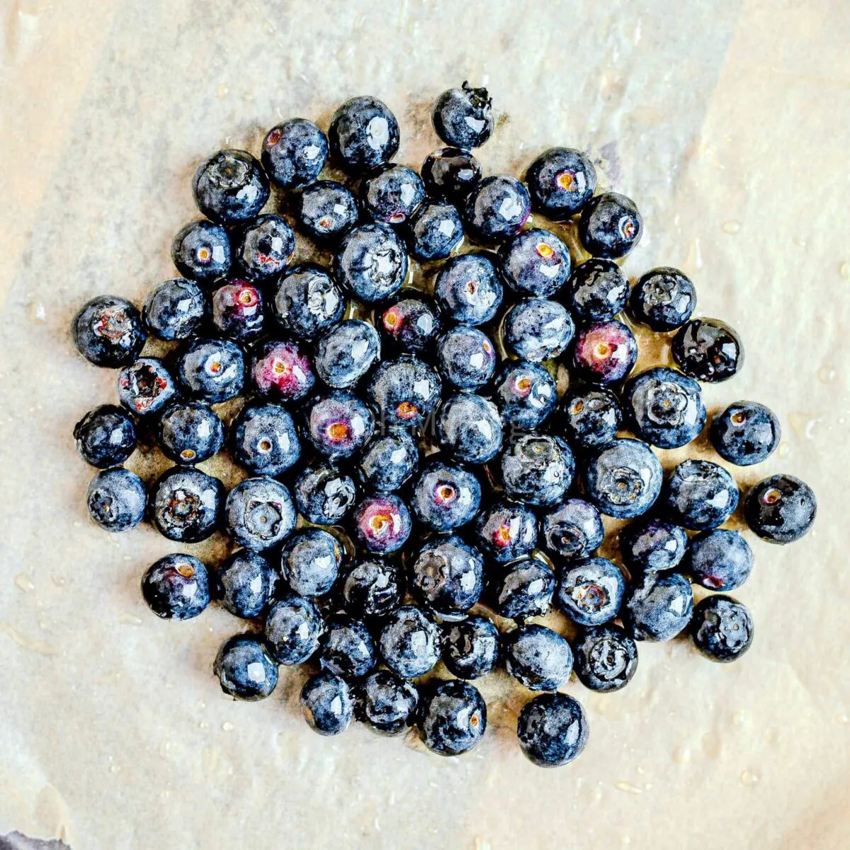 Blueberries mixed with lemon and honey.