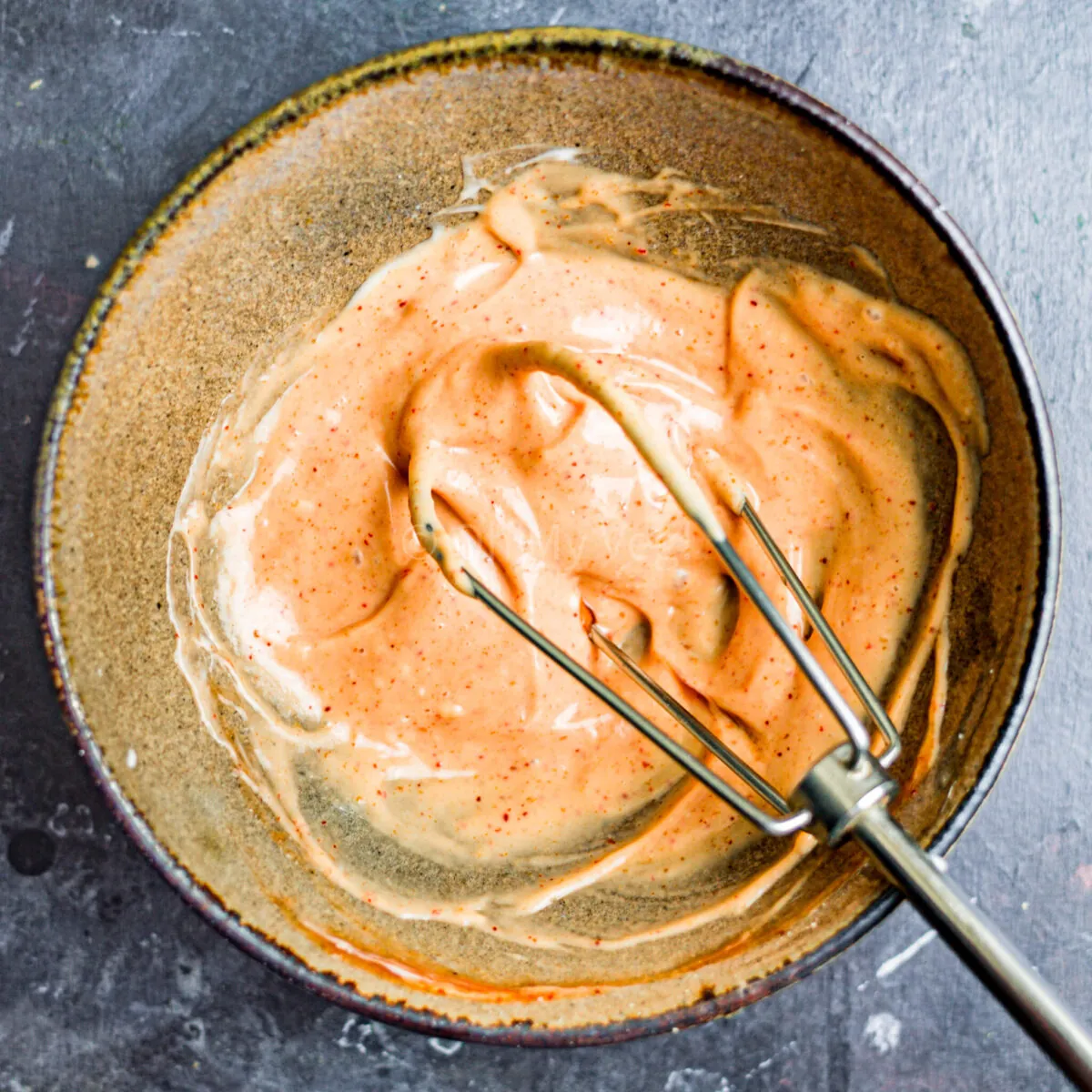 Mixed burger sauce.