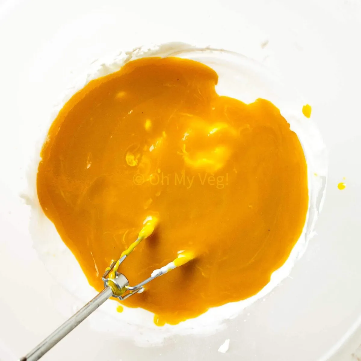 Mango pulp in a bowl.